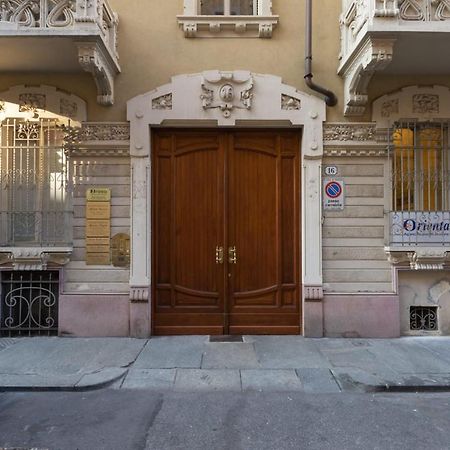 L'Orchidea Apartment Торино Екстериор снимка