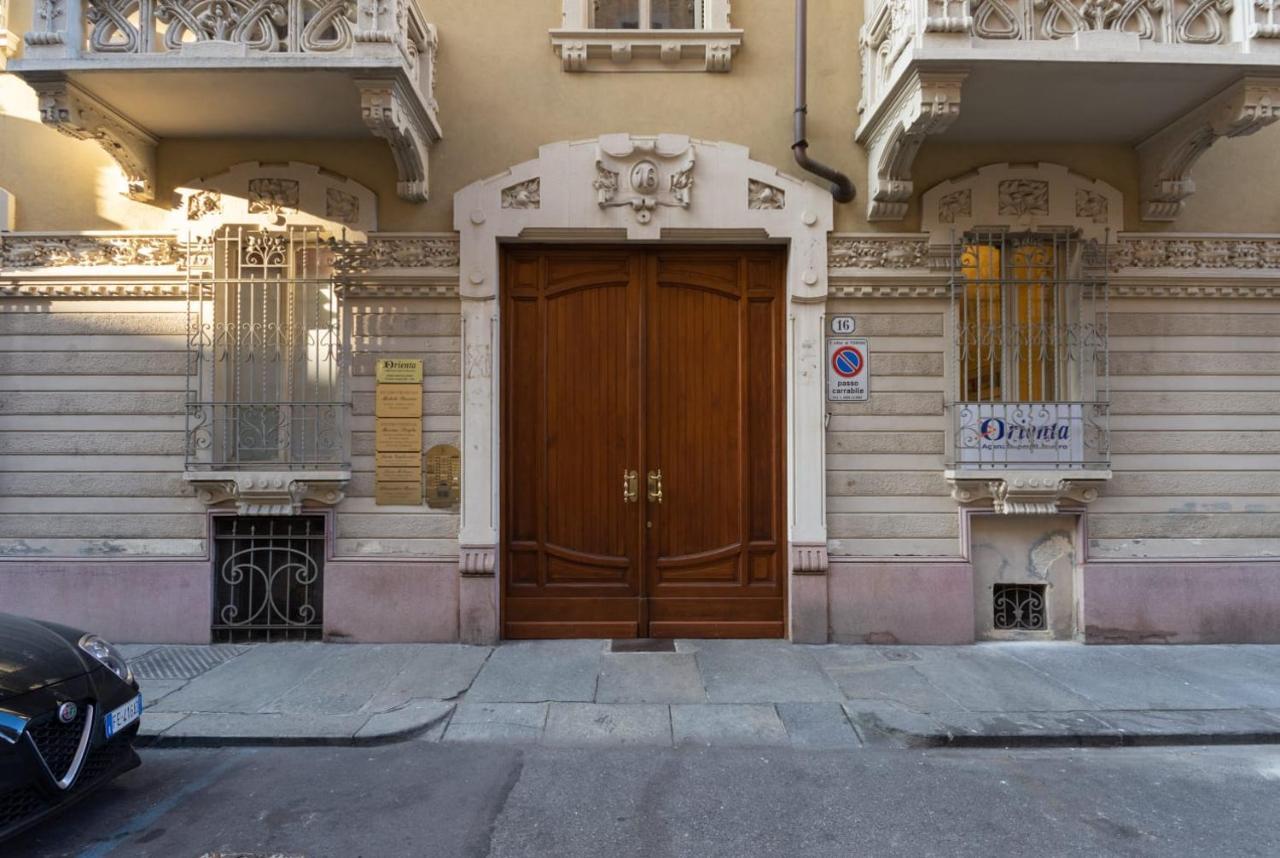 L'Orchidea Apartment Торино Екстериор снимка